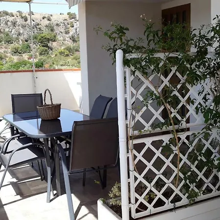 Sole Mio Vacation Apartment *